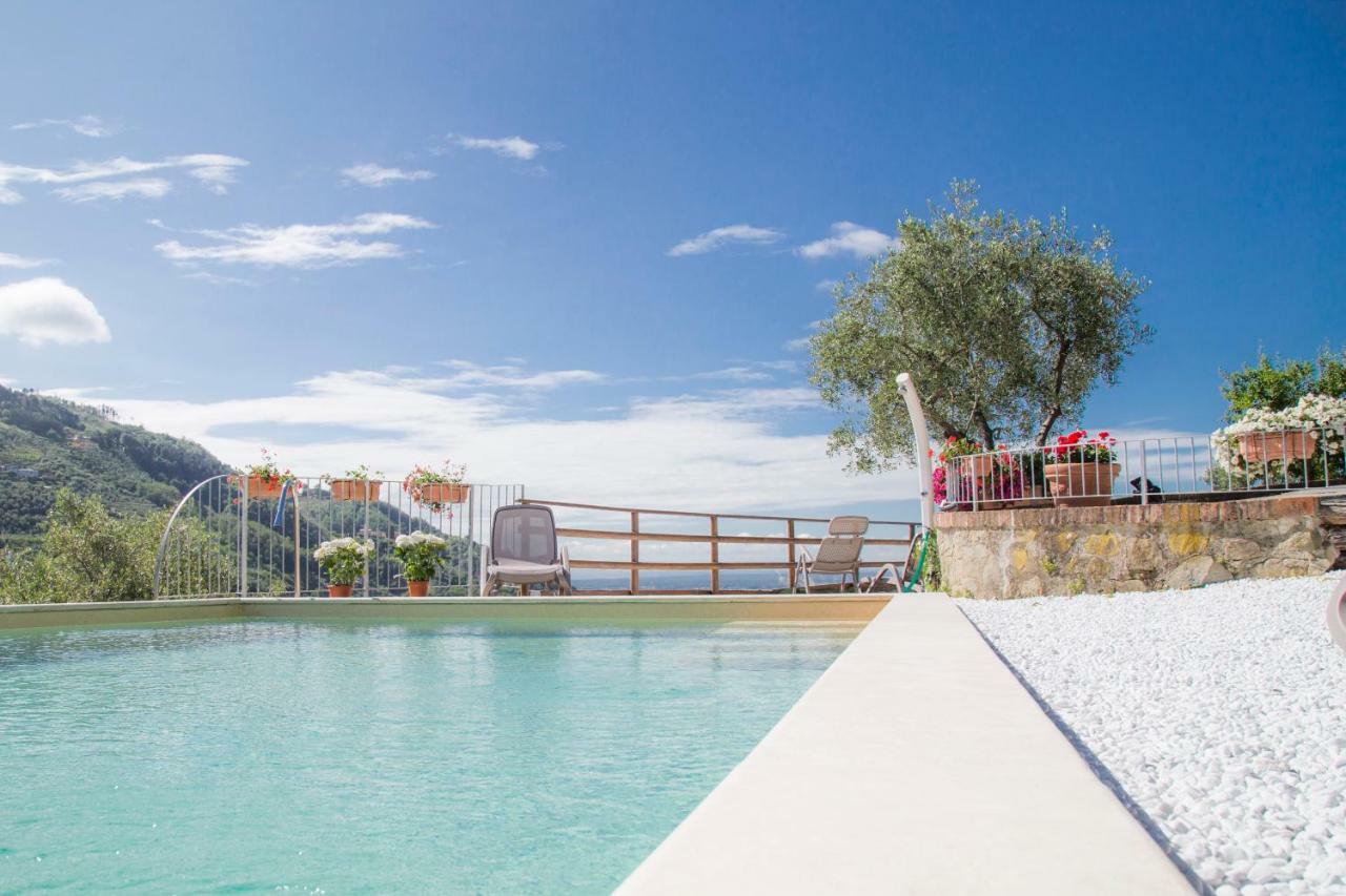 Podere Scoglio D'Oro Pescia Ngoại thất bức ảnh