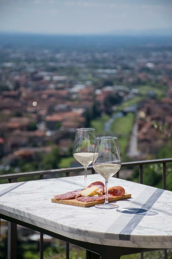 Podere Scoglio D'Oro Pescia Ngoại thất bức ảnh
