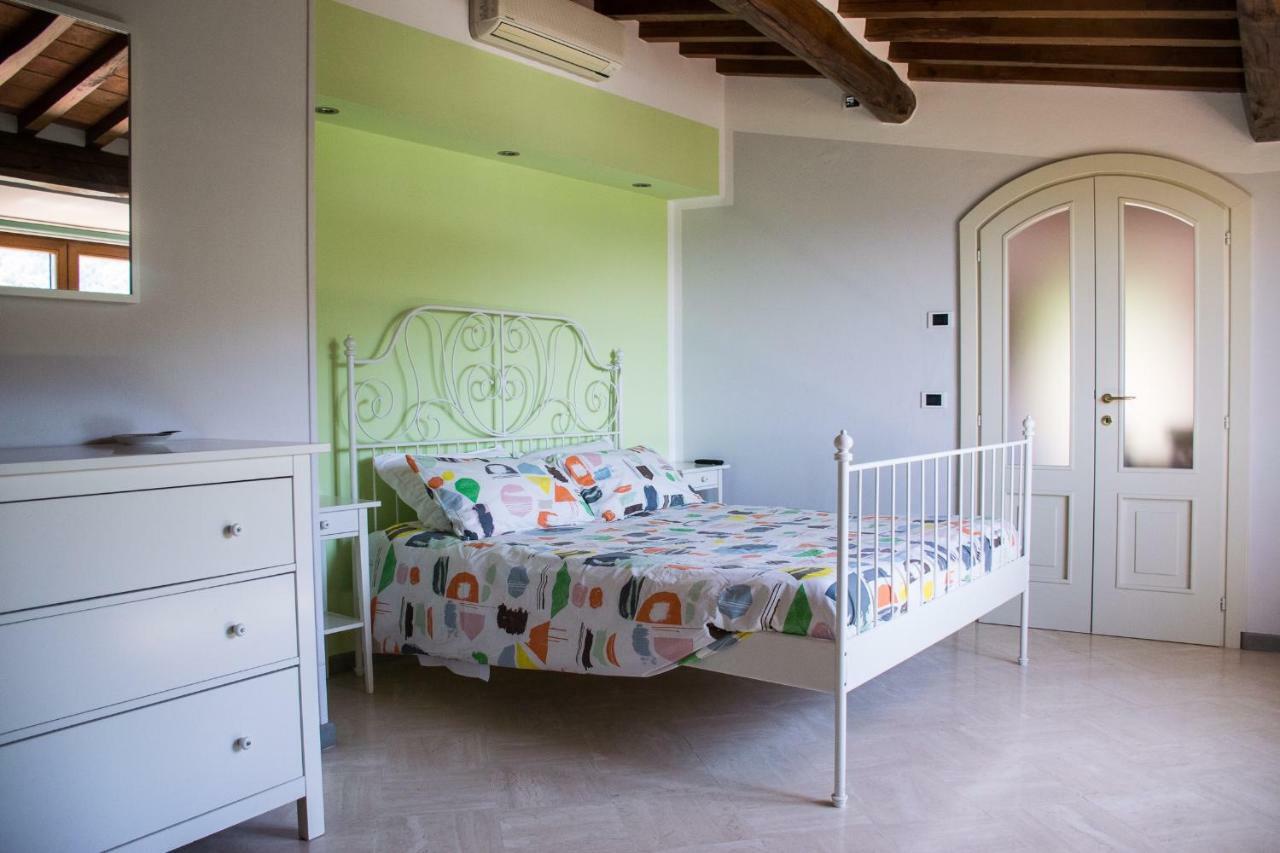 Podere Scoglio D'Oro Pescia Ngoại thất bức ảnh